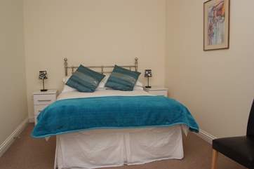 The double bedroom.
