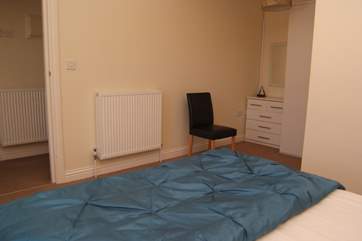 The double bedroom.