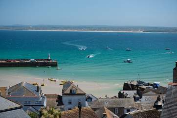 Hours can be spend watching the boats sail in and out of the pretty harbour.