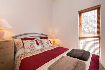 This is the double bedroom.