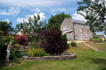 Crislands Wendy House is in a spectacular position with fabulous views down the Yarcombe Valley.