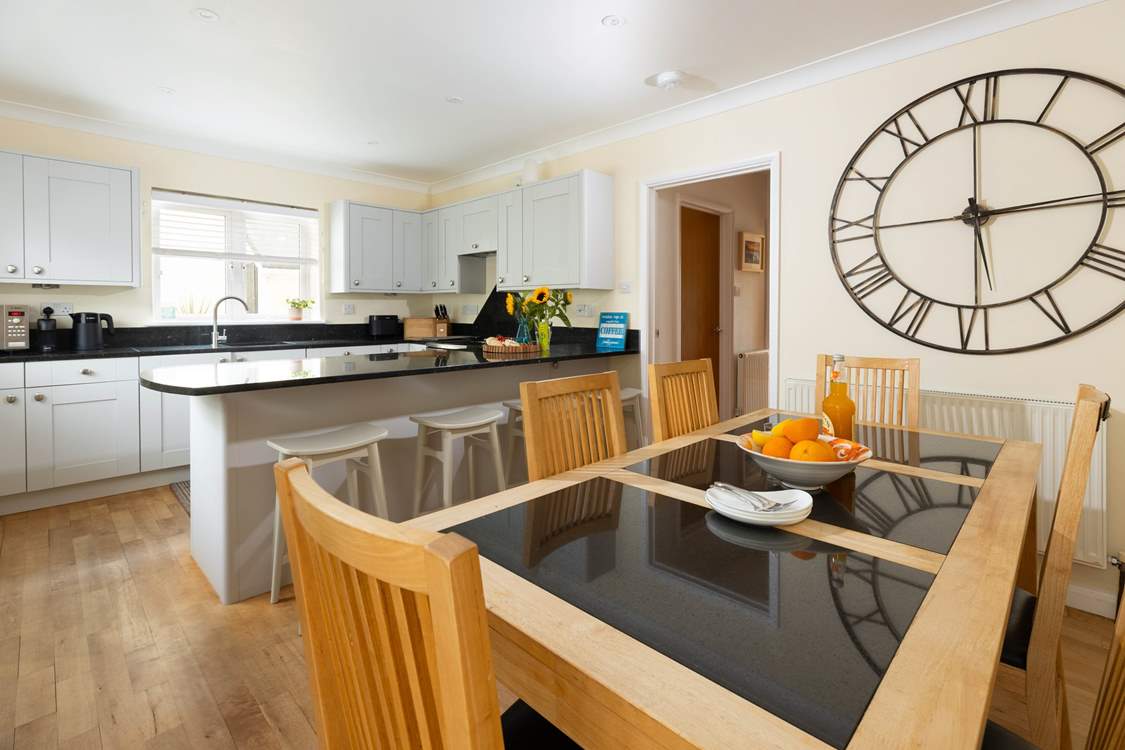 Gather round and discuss the days adventures.