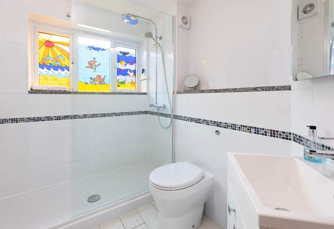 The family shower-room. 