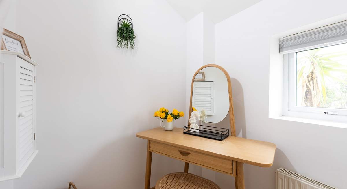The dressing-area.