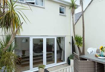 A perfect spot to enjoy al fresco dining.