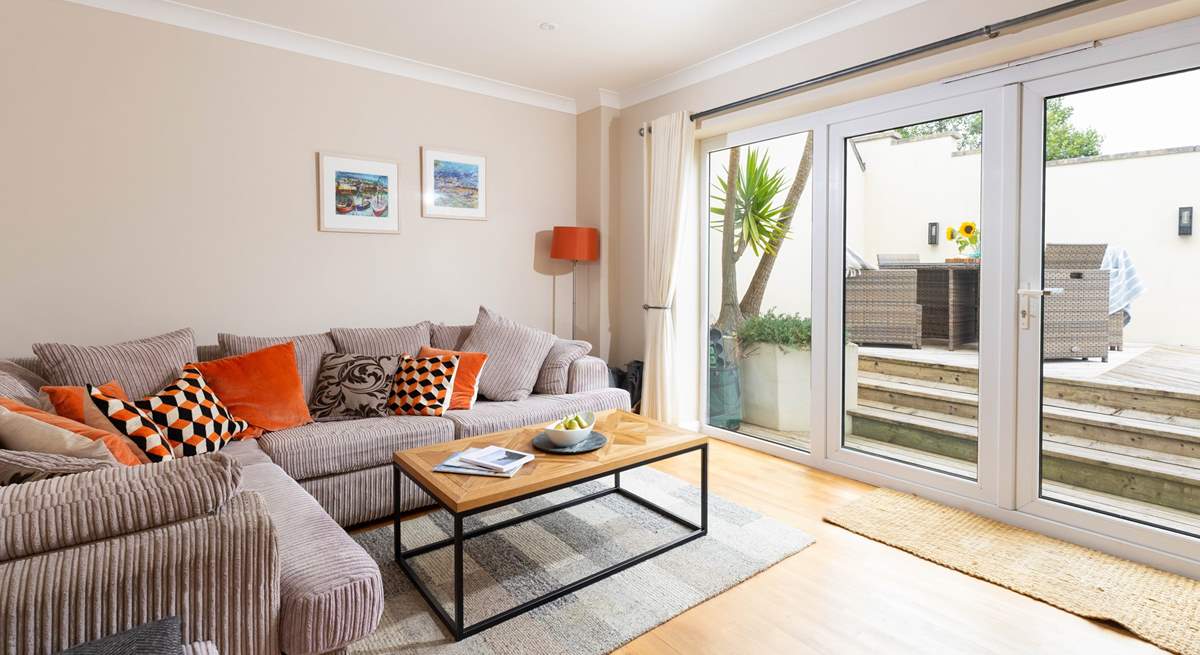 The stylish sitting-room.