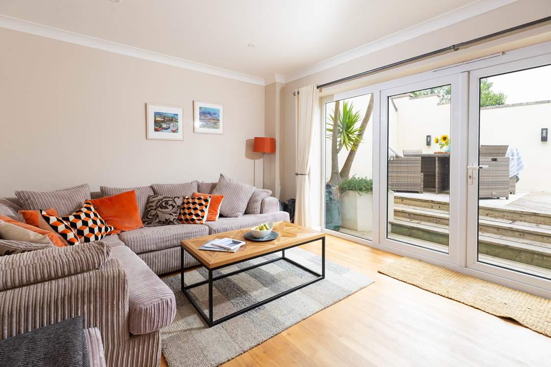 The stylish sitting-room.