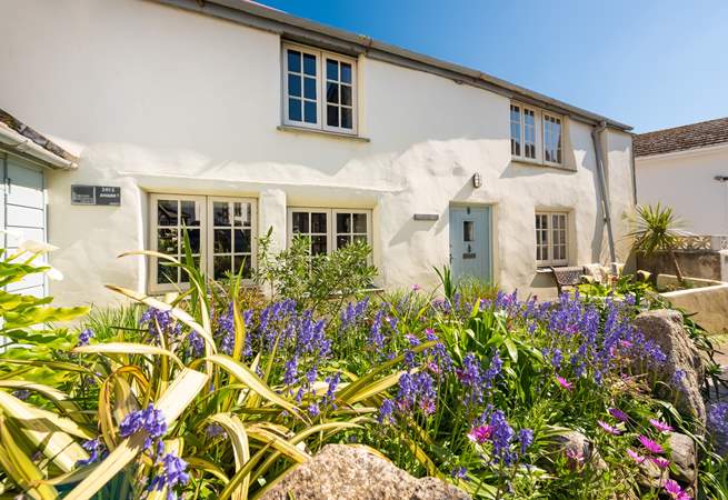 The Cottage is a delightful Cornish retreat.