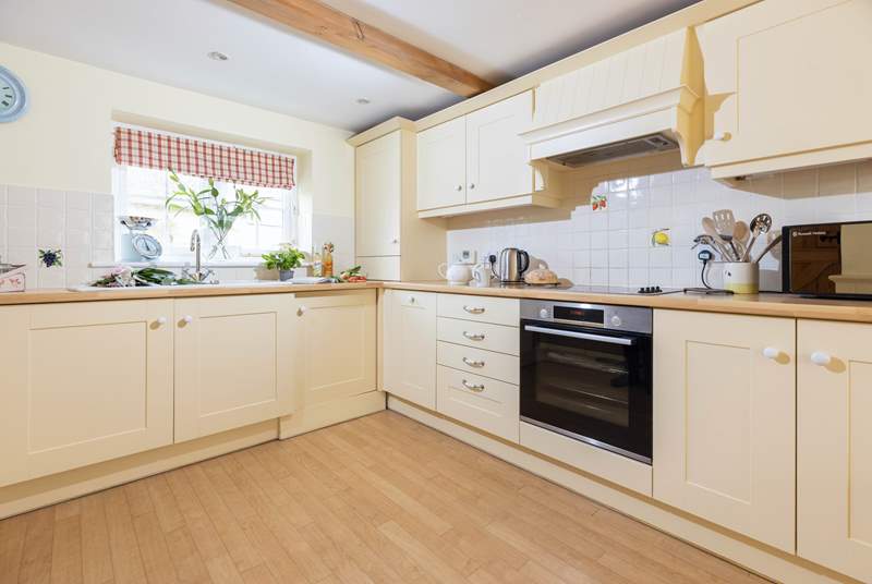 The well-equipped kitchen has all that you need to produce holiday treats for all the family.