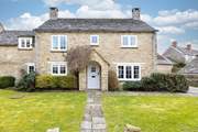 2 Penny's Cottages is a beautiful double-fronted stone cottage built in a traditional style.