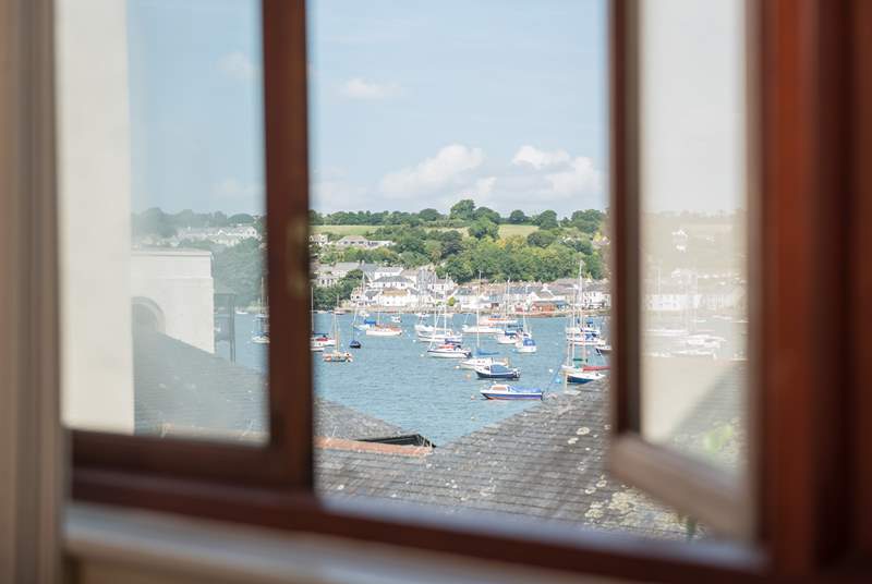 The master bedroom overlooks Flushing and the Carrick Roads.