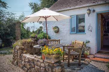 Relax on the sunny terrace.