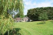 Mount Pleasant Lodge has the most amazing gardens for guests to enjoy, stretching out right in front of it.