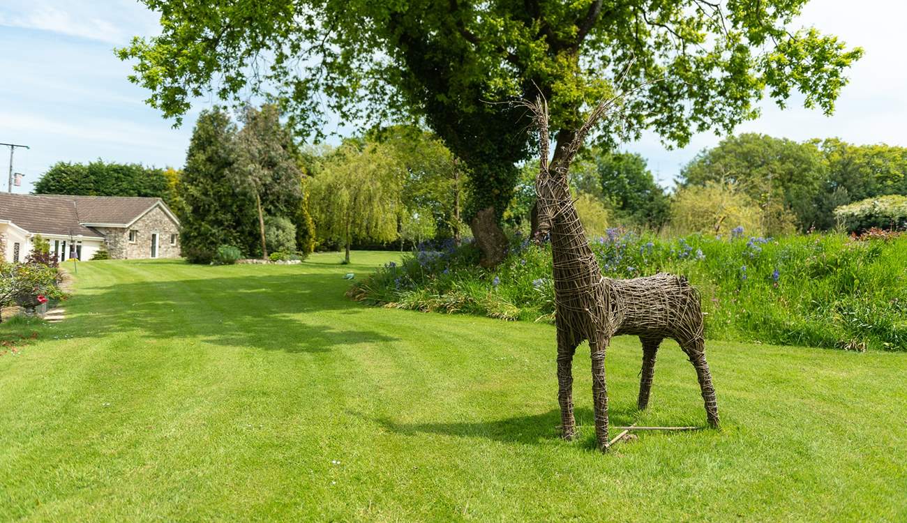 Mount Pleasant Lodge is in a glorious setting with delightful, beautifully maintained gardens to enjoy.