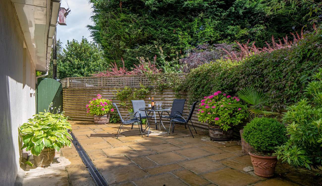 There is also a private sheltered area at the side of the Lodge. It is quite a suntrap. This area can be enclosed if you wish.