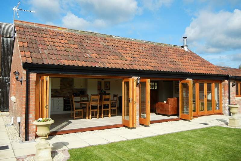 The Old Barn At Cherry May Farm Holiday Cottage Description