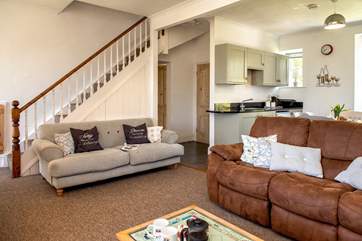 Plently of space for everyone to relax in the cottage.