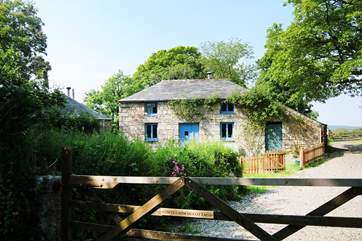 This is a lovely cottage.