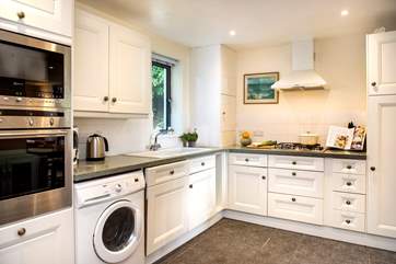 The kitchen is really well equipped for your every culinary need.
