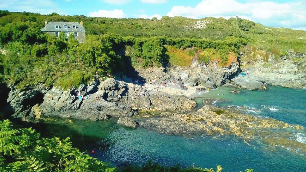 Prussia Cove nearby.