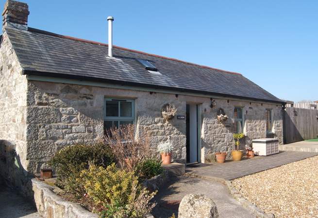 Meadow is a pretty detached cottage.