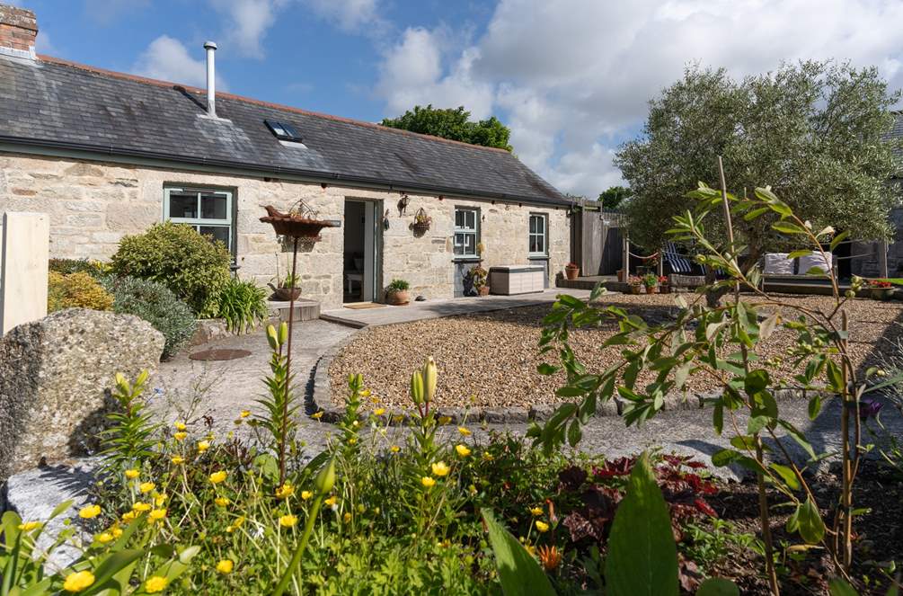 Porthleven Cottages | Self Catering Cottages in Porthleven