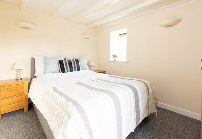 A second king size bedroom with deep filled mattress, perfect for a tranquil nights sleep.