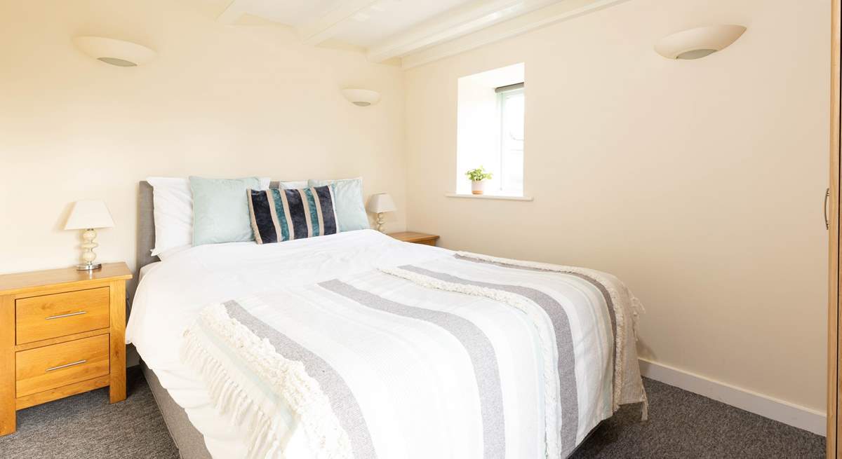 A second king size bedroom with deep filled mattress, perfect for a tranquil nights sleep.