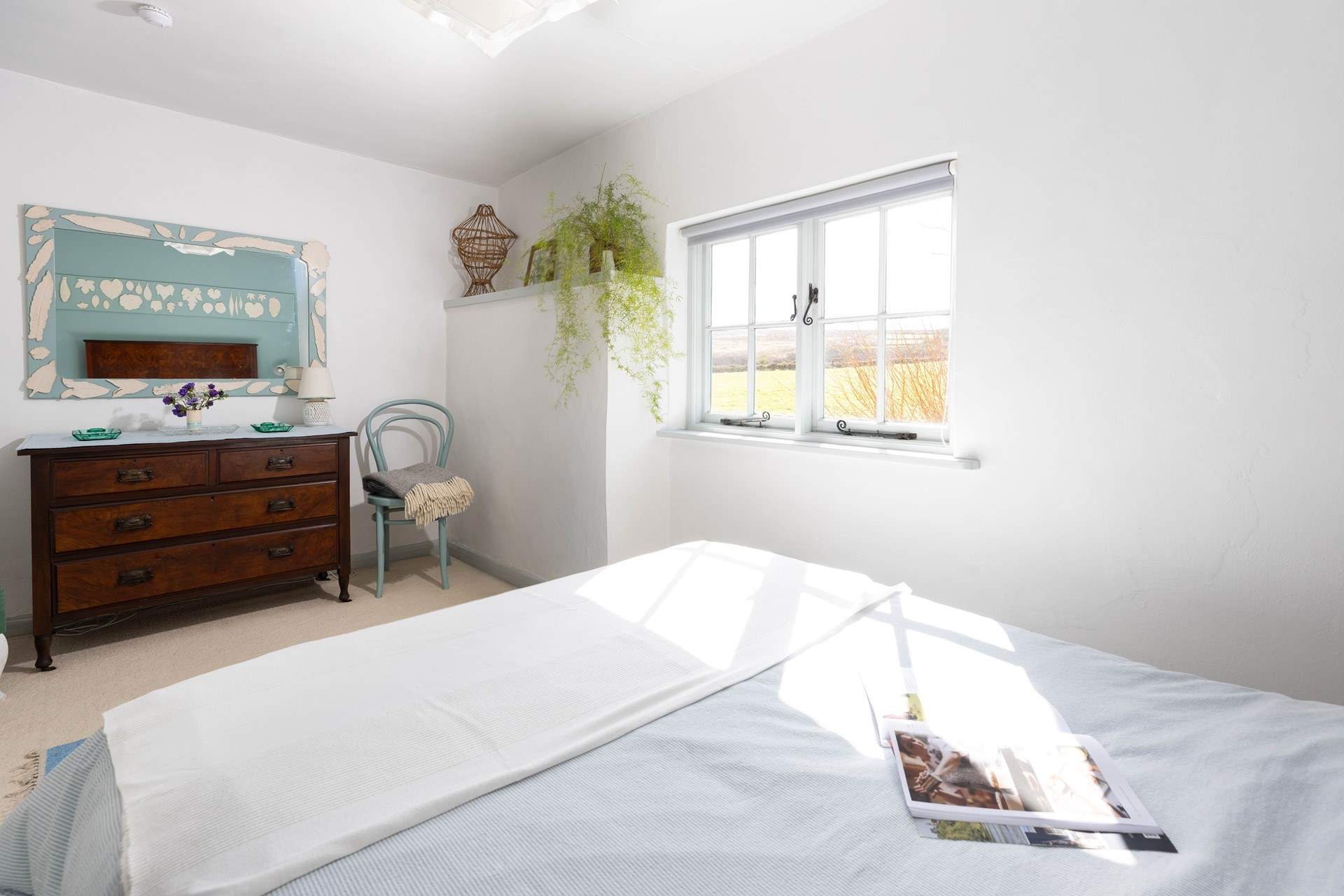 Wake up to the Cornish countryside.