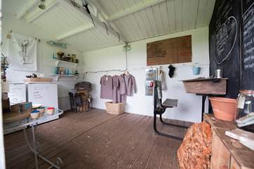 The Honesty Shop stocks lots of lovely local produce including fresh local bacon, free range eggs, Roskillys ice-cream and lots of lovely local goodies.