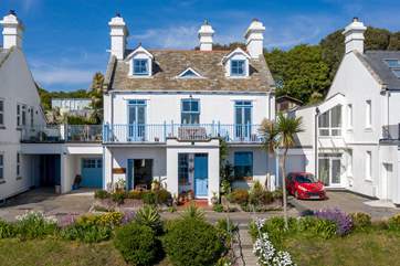 The Old Coastguard Station is a ground floor apartment.