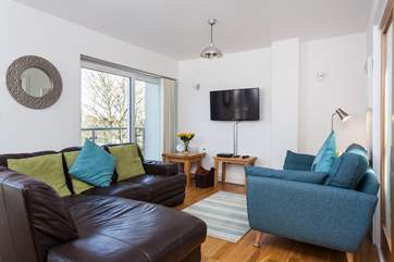 Snuggle up together to watch a good film at the end of the day.(Two new blue sofas have replace the corner sofa, new photos to follow).
