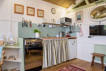 The kitchen area is very well equipped- you will be amazed.