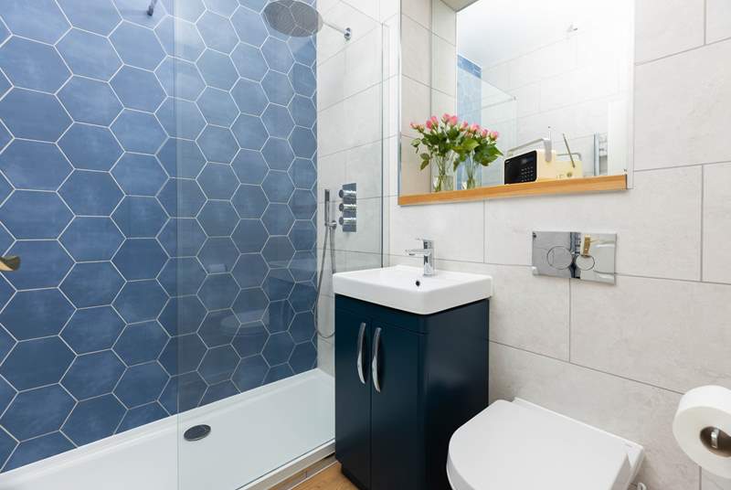 The modern, stylish shower room.