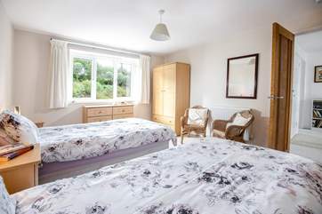 Plenty of space in both twin bedrooms with lovely views onto the back garden.