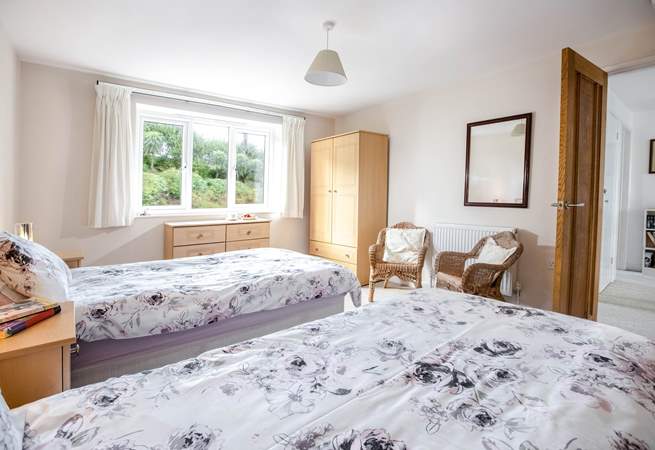Plenty of space in both twin bedrooms with lovely views onto the back garden.