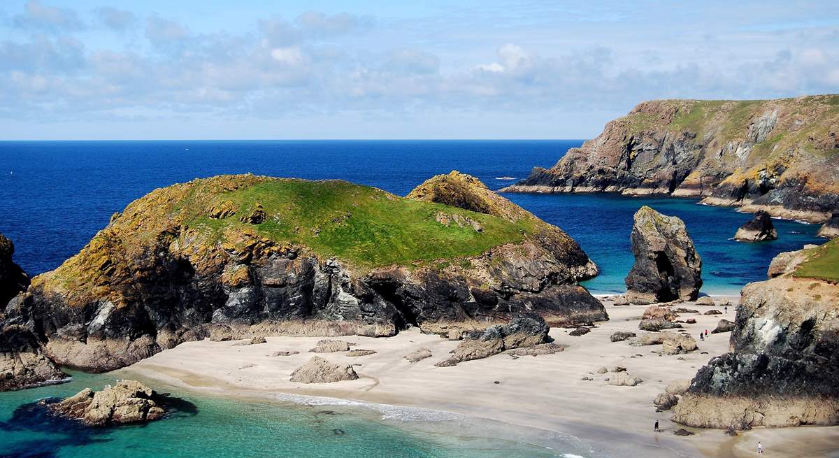 Beautiful Kynance Cove.