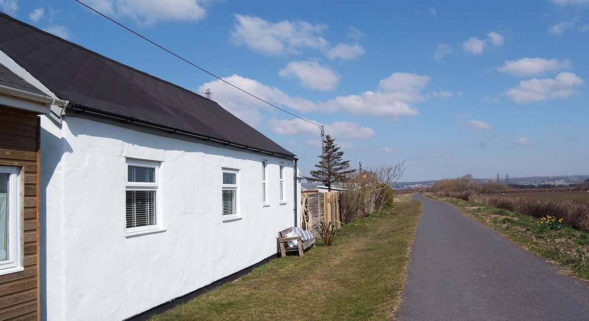 Sea Cottage is in a unique position with direct access to the beach and the Tarka Cycle Trail, with the local cricket club and access track to the cottage on the other side of the Cottage.