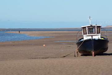 Instow's sandy beach is wonderful at low and high tide.