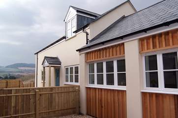 The Parlour is next to The Linhay (2661). Both are designed to be very private but can be linked together to create a larger cottage.