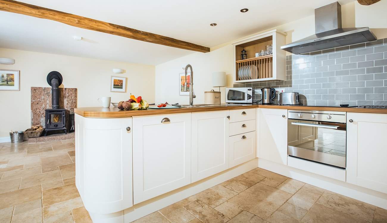 A great kitchen perfect for preparing culinary treats.