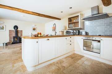 A great kitchen perfect for preparing culinary treats.