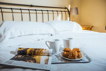 Luxury bed linens and breakfast in bed, perfect.