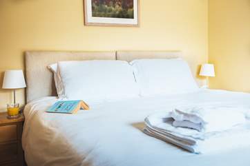 Comfy bedroom 2.