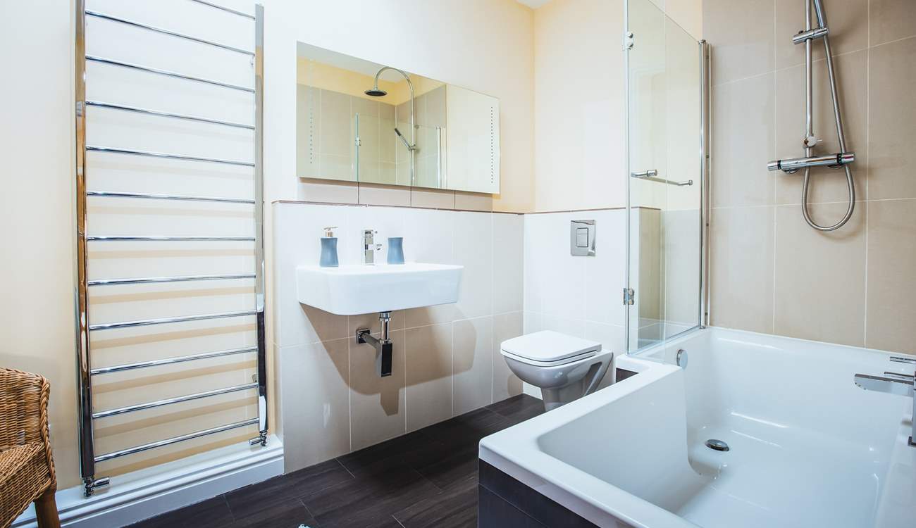 The luxury bathroom.