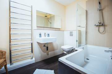 The luxury bathroom.