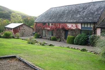 The Cob is a lovely converted barn, The Forge (not shown) is to the right.