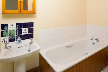 The first floor family bathroom.