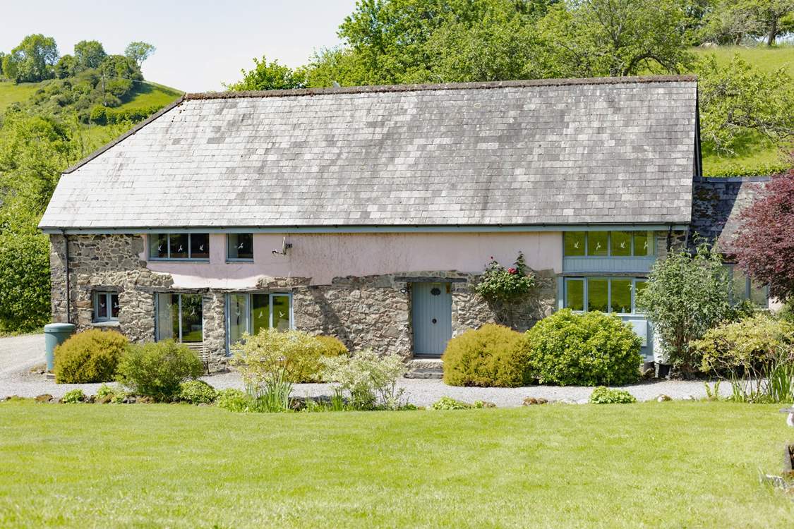 The Cob is a lovely converted barn, The Forge is just to the right.