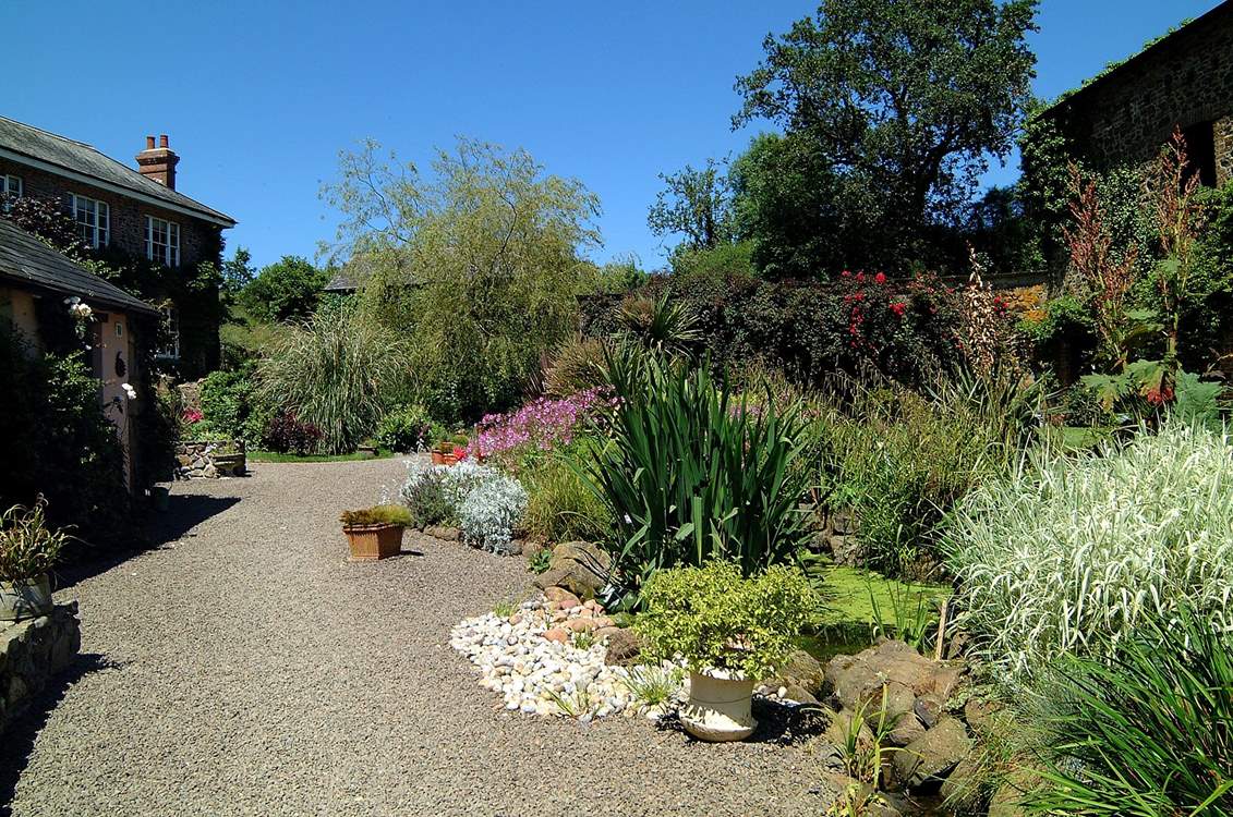 A pretty stream runs down in front of the cottages (take care with toddlers).